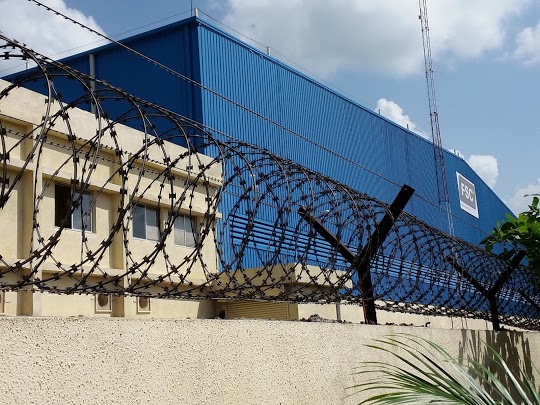 Concertina coil on boundary wall top